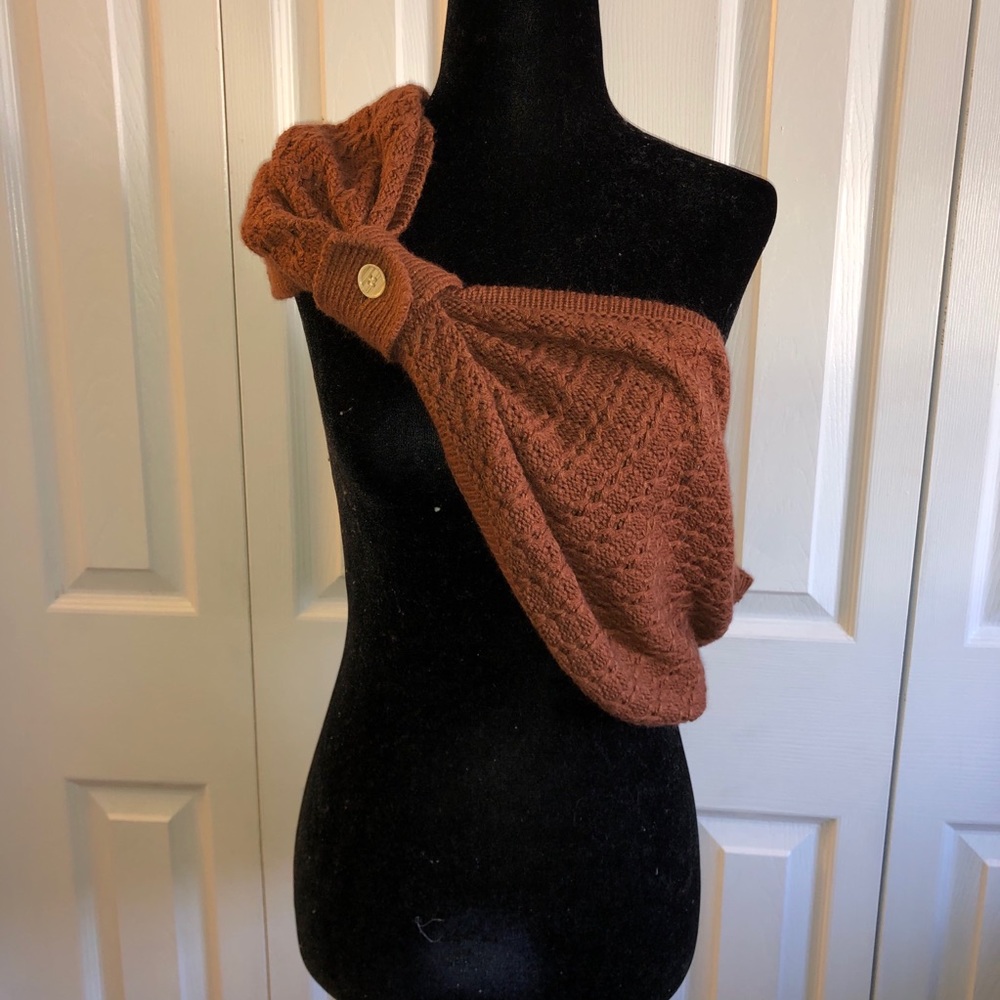 Sweater loop scarf - Picture 2 of 3